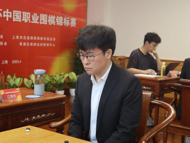 饥饿的情妇